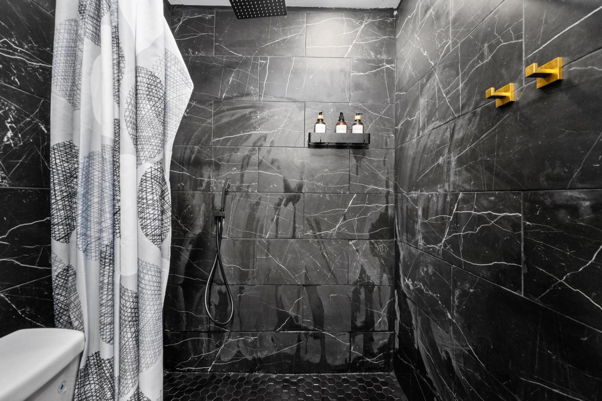 Апартаменти Bright & Airy Apt Close To Everything With Free Park Х'юстон Екстер'єр фото